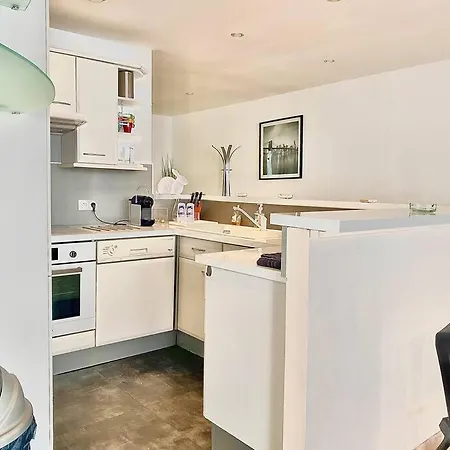 Appartement 3 - 8b2 *